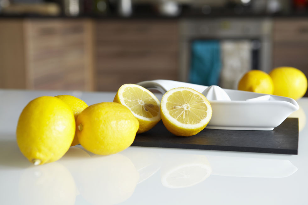 Tap Into the Natural Bleaching, Degreasing and Antibacterial Properties of Lemons!